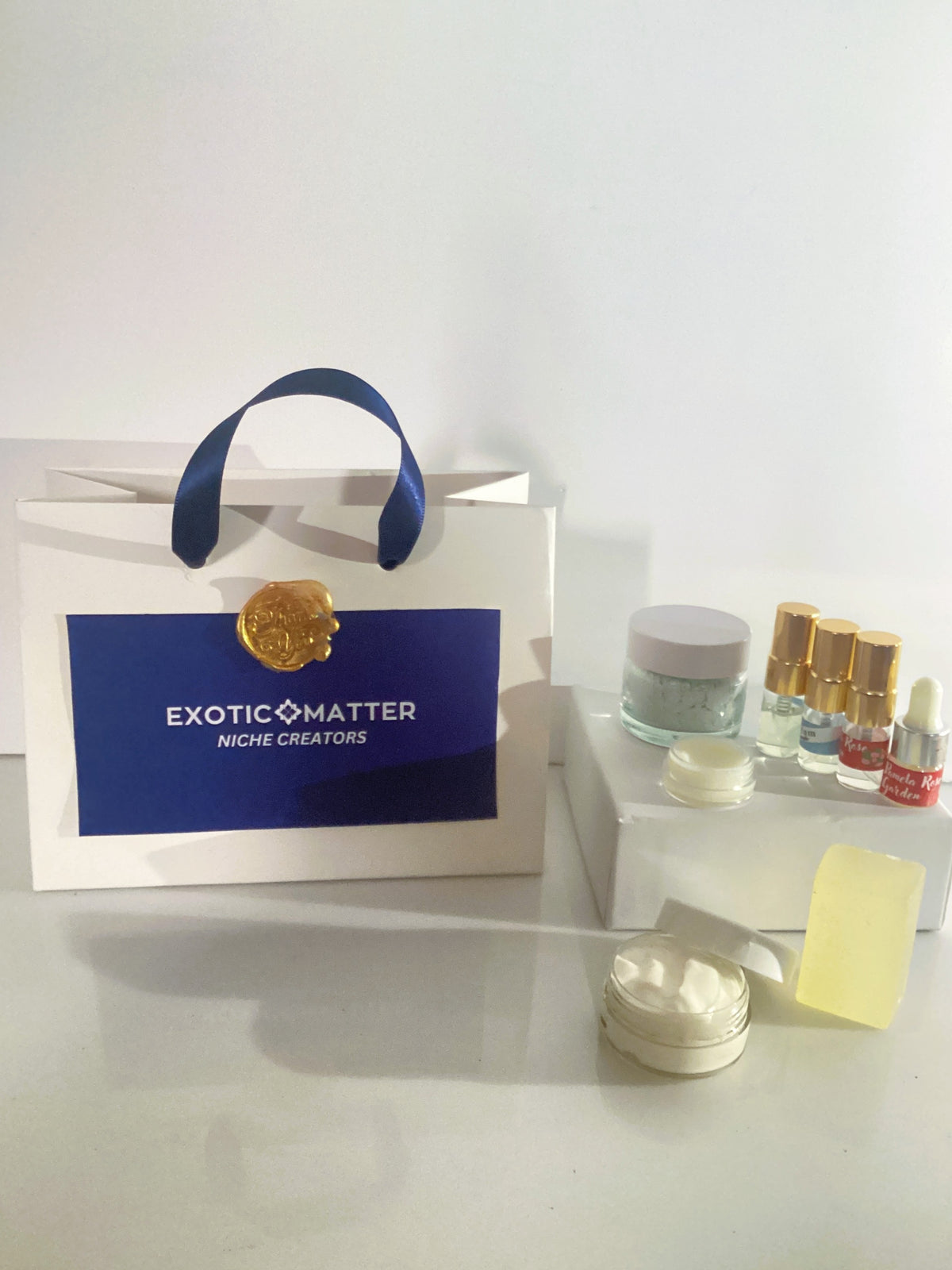 EMNC: The Portfolio | Issue 1 + Discovery Set